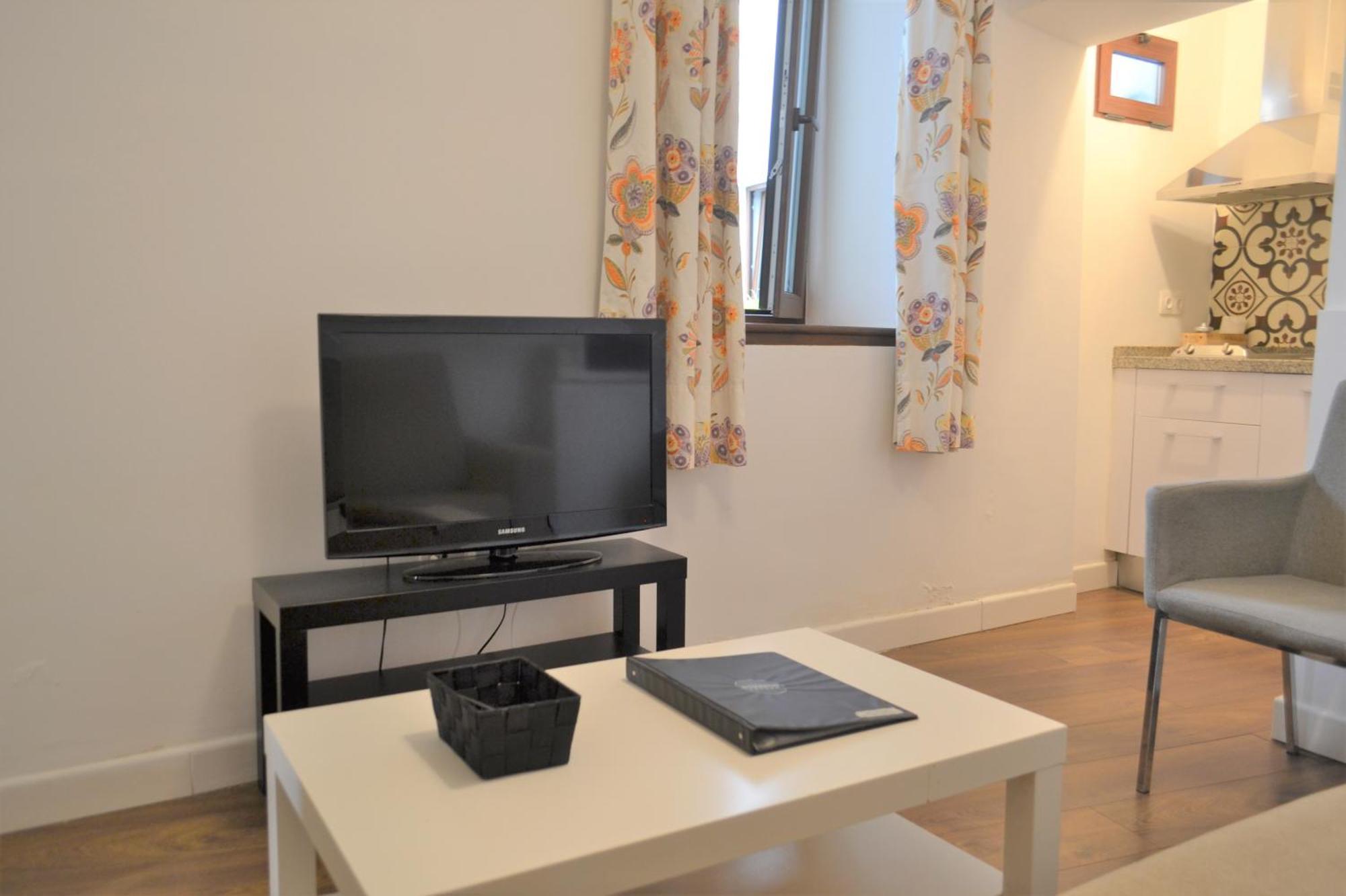 Sunshine Barroso Centro Apartment